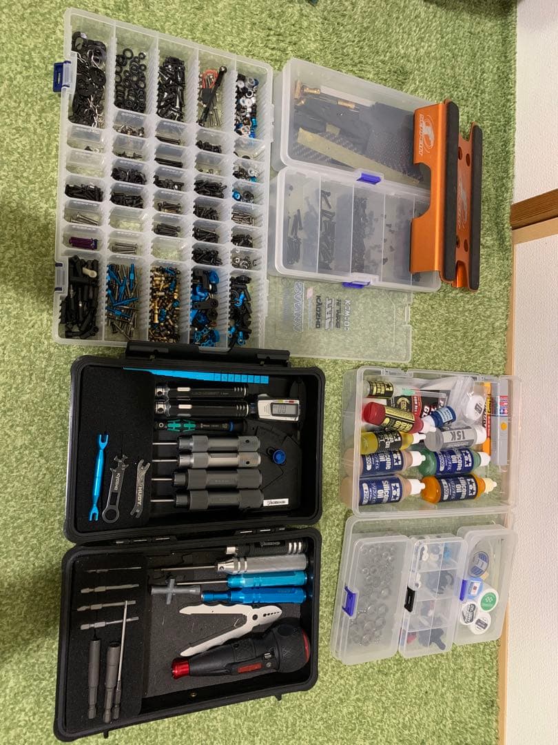RC用工具、ケース、電動ドライバーとピッド付き