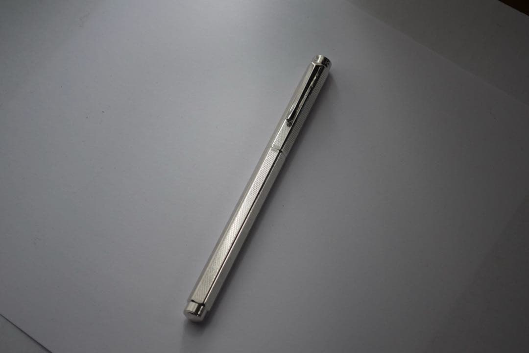 エクリドールローラーボールペンレトロ