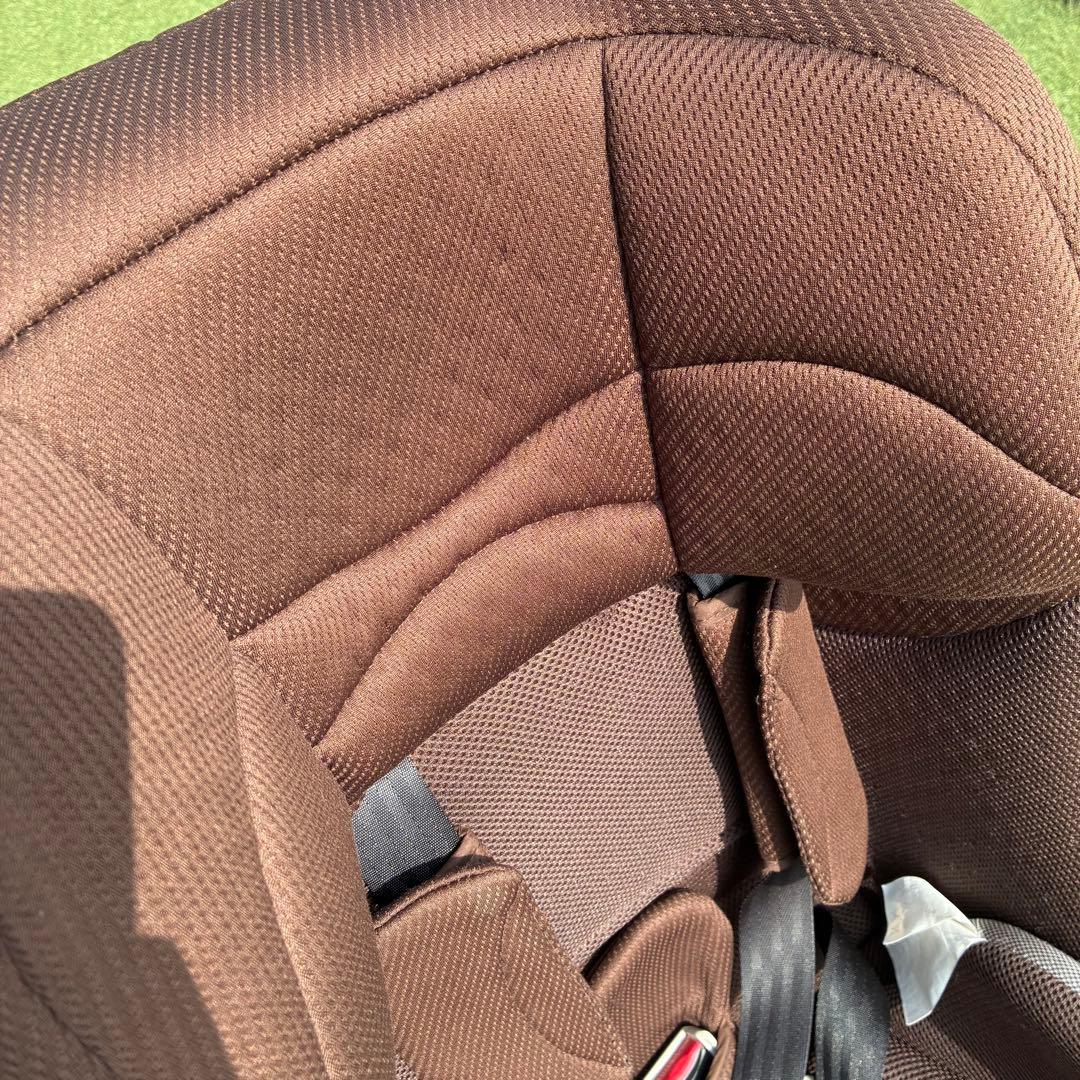 Aprica クルリラ ISOFIX チャイルドシート ブラウン