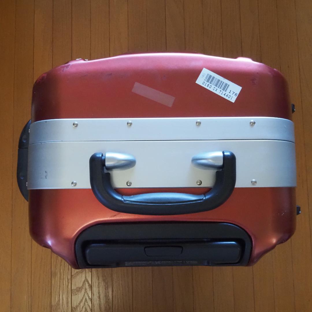 機動戦士ガンダム MS06S シャア専用ザクⅡ キャリーケース