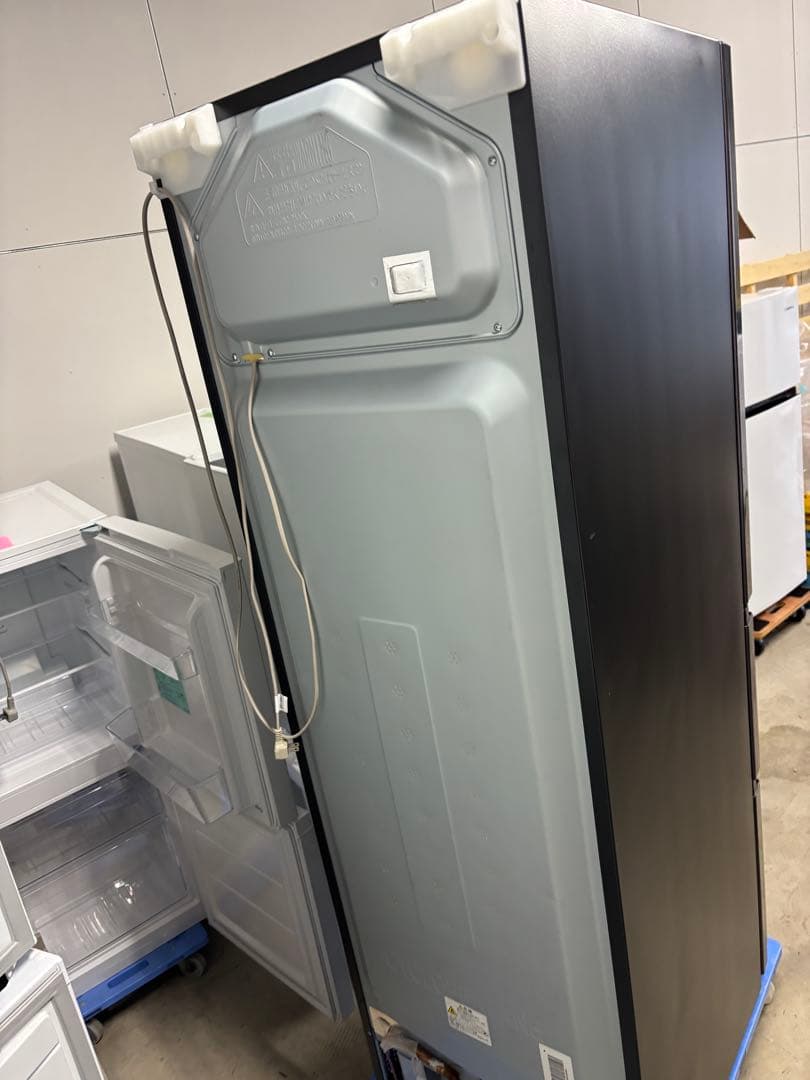 日立　R-V32RV（N) ノンフロン冷凍冷蔵庫　315L 2022年製