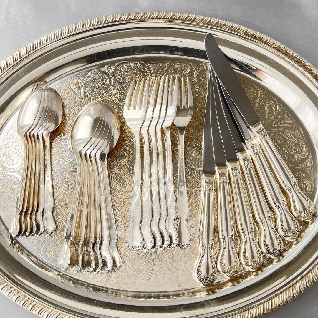 【Rogers & Bros.】 フローラルのディナーセット 6名用24本