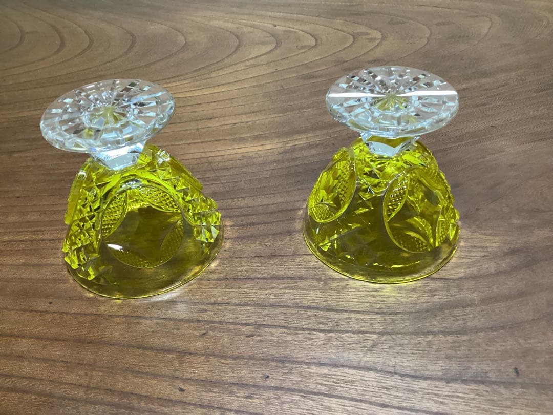 薩摩切子　色被グラス　脚付猪口　2個セット　黄　創作島津　刻印あり　酒杯ぐい呑