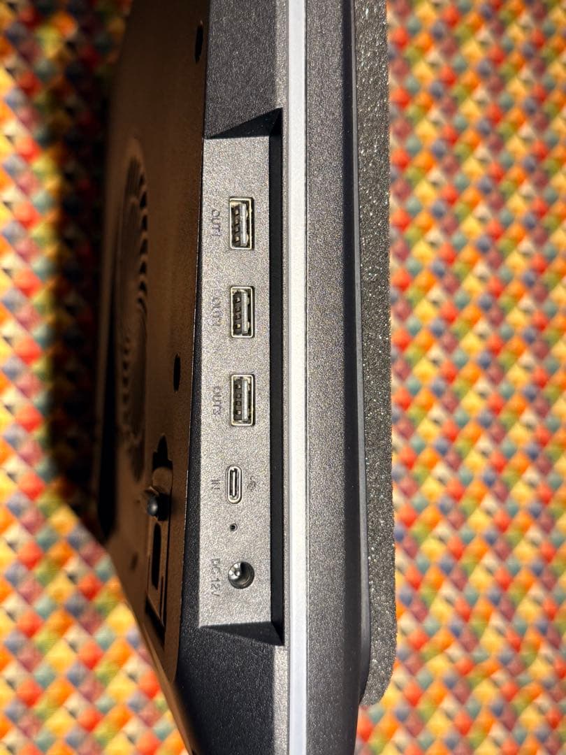 LLANO PC用クーラー LEDライト付き 15インチ以上