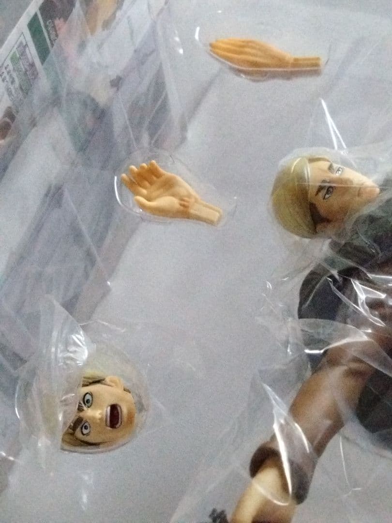 進撃の巨人　BRAVE-ACT 1/8 エルヴィン・スミス 千値練　貴重