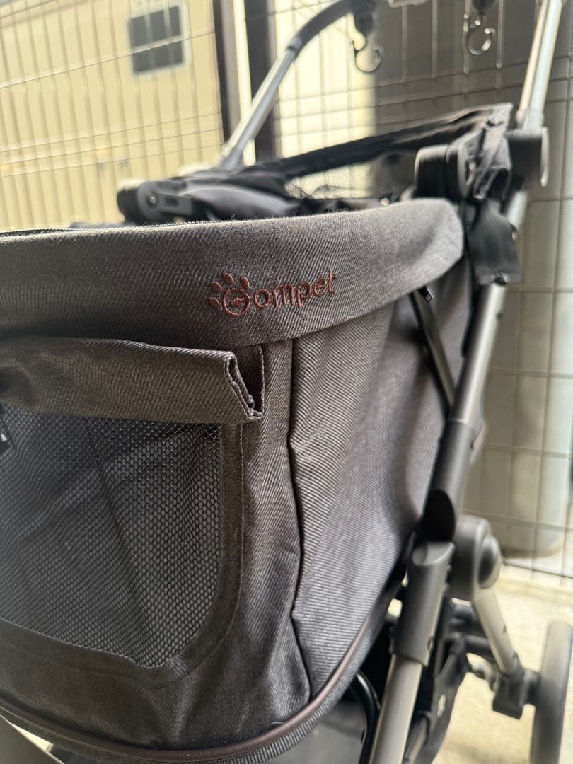 コムペット　犬バギー　美品