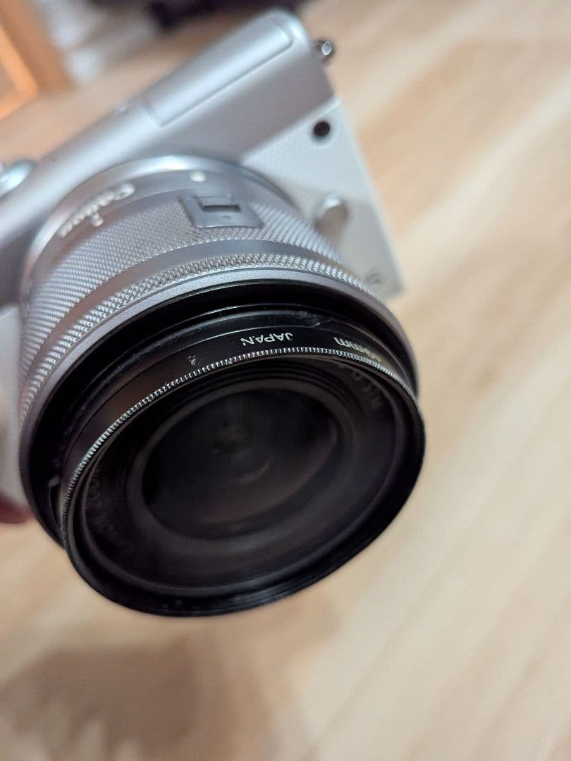 Canon EOS M100 ミラーレスカメラ 15-45mm