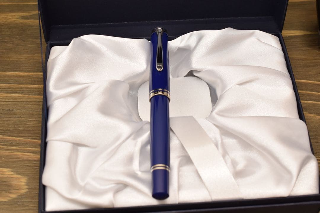 ジ*ー様 Pelikan スーべレーンM805 万年筆 ダークブルー　シルバート