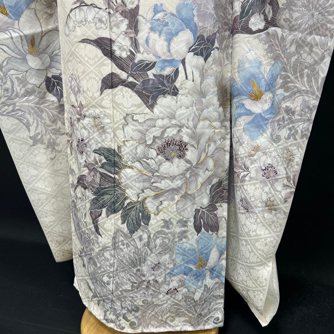 白地　上品な牡丹に木蓮の振袖フルセット