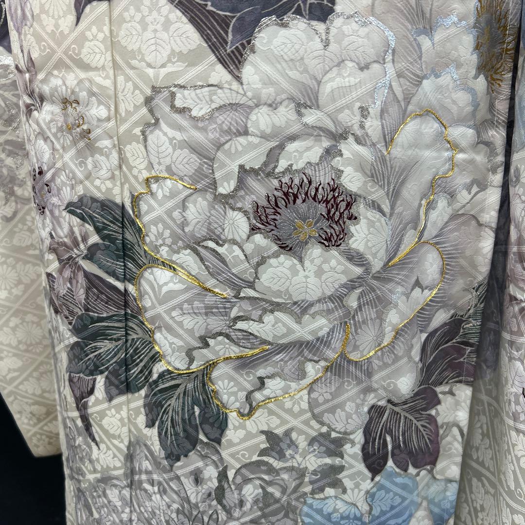 白地　上品な牡丹に木蓮の振袖フルセット
