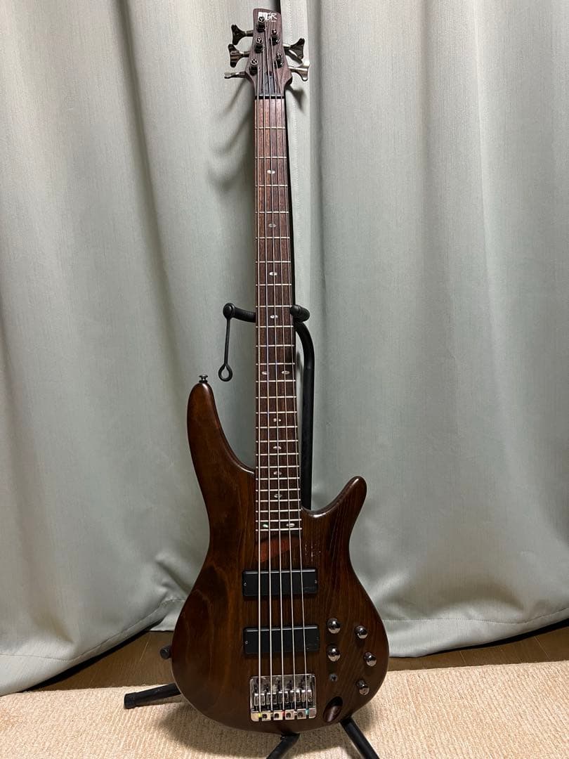 【美品】 Ibanez SR505 5弦ベース ケース付き