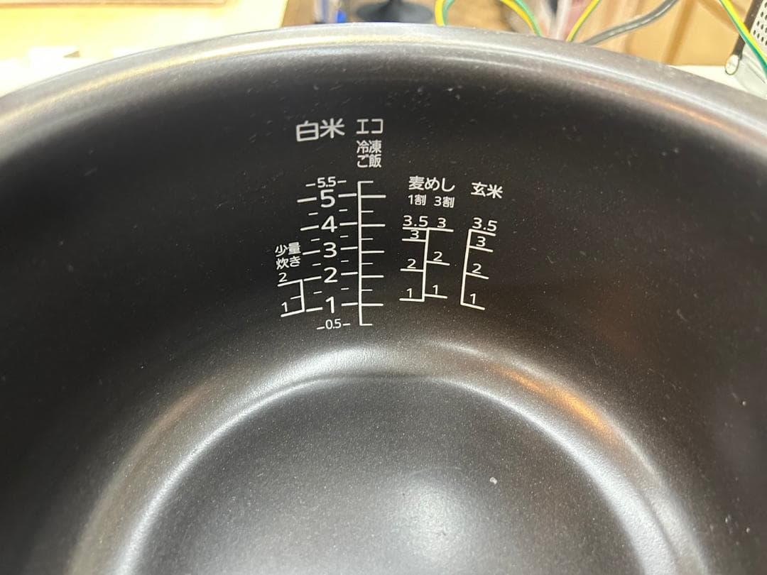 炊飯器 タイガー JPK-BK10 2022年 5.5合