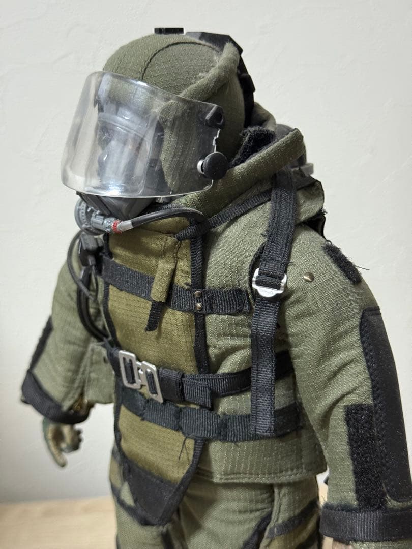 希少 1/6 ミリタリー フィギュア ハートロッカー 爆弾処理班 ホットトイズ