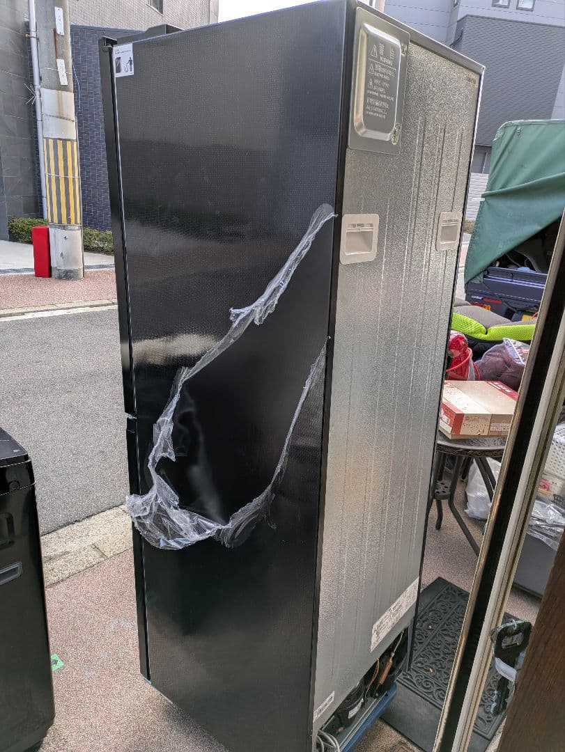 送料込み　冷凍冷蔵庫　NR-230F　BK　230L　2023年　ブラック　綺麗