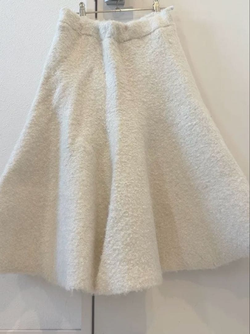 【完売品】定価17600円 machatt マチャット ブークレニットスカート