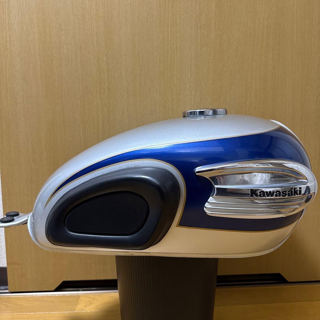 Kawasaki W650(1999) 純正タンク