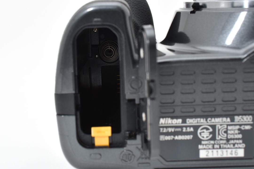 【新品級・完動】Nikon D5300 ダブルズーム VRレンズセット1127