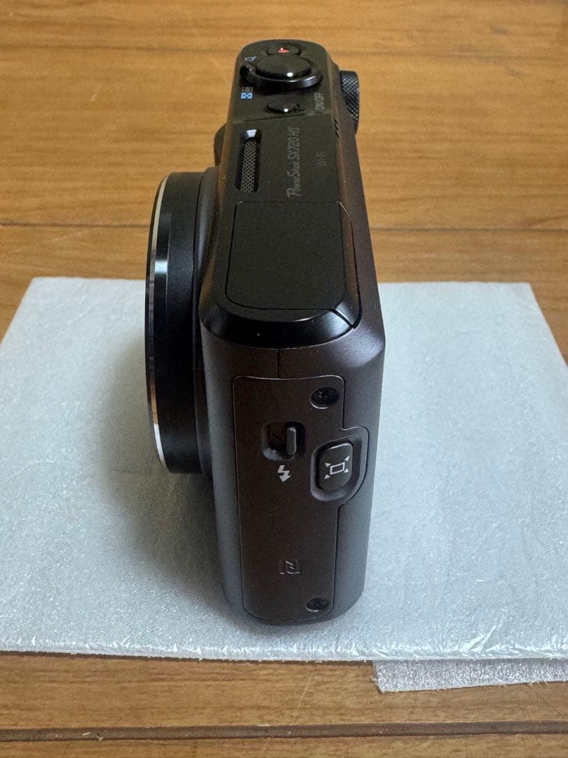 Canon キャノンPowerShot SX720HS