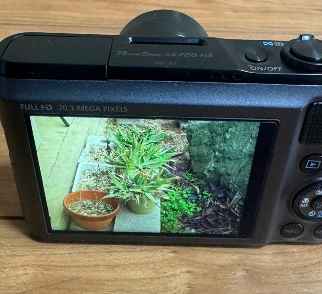 Canon キャノンPowerShot SX720HS