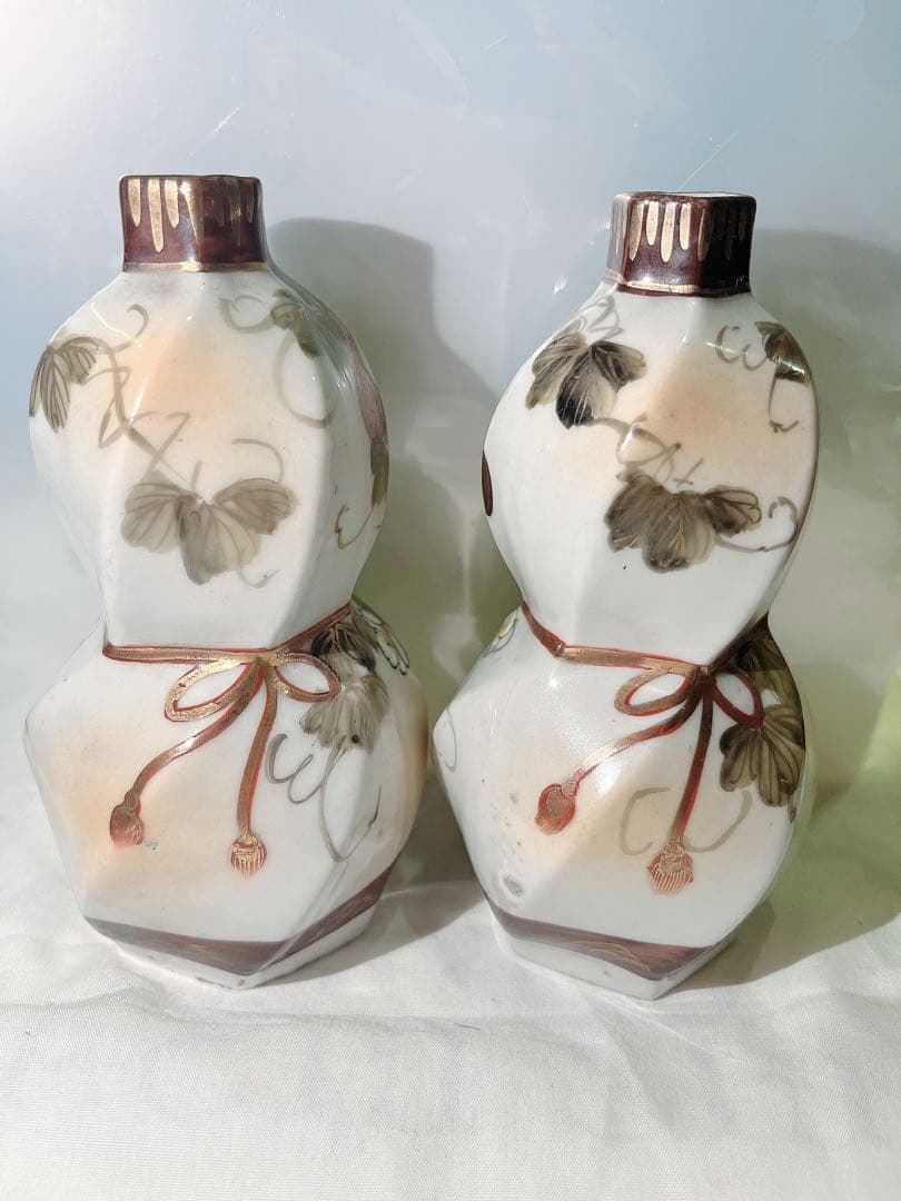 九谷焼き　壺　絵　リボン柄