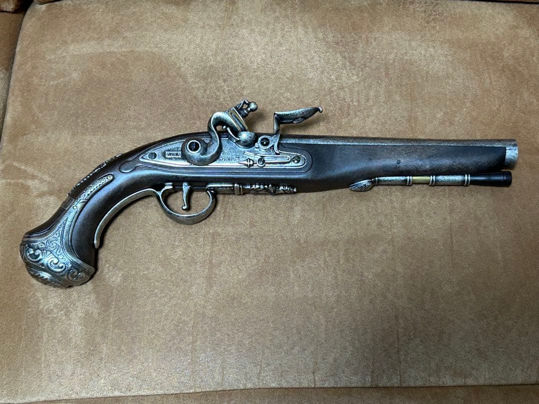 美品 動作確認済みKTW フリントロックピストル　エアコッキング