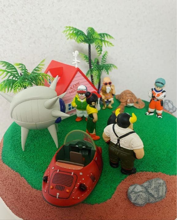 ドラゴンボール　ブルマ　牛魔王　チチ　亀仙人　カメハウス　宇宙船　フィギュア