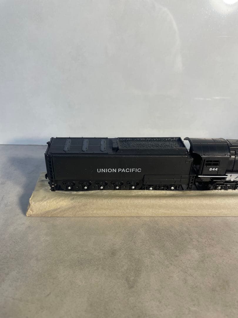 HOゲージ Union Pacific FEF Class 844 レール台座付