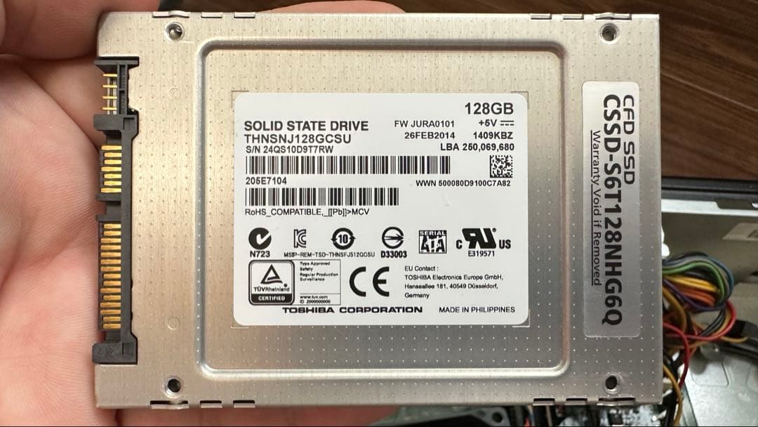 DELL Inspiron 3647 スリムデスクトップ　グラボ付　無線LAN付