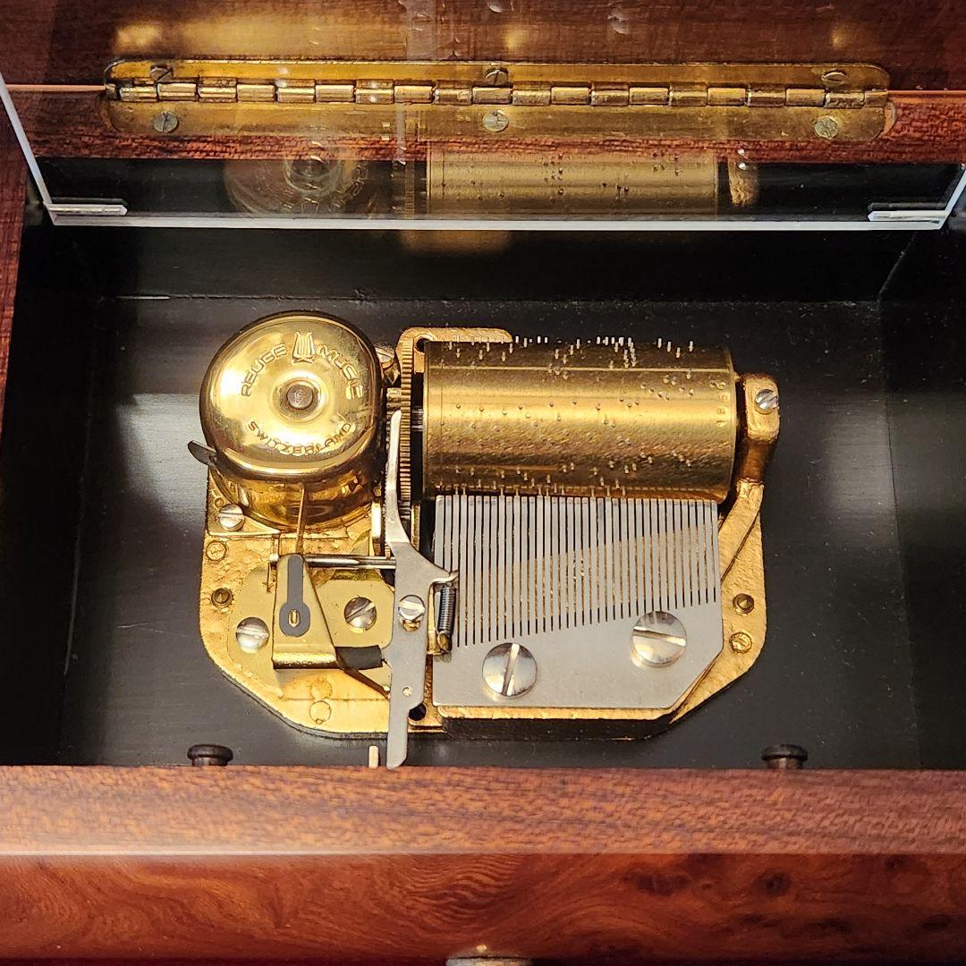 リュージュ　スイス製　エリーゼのために　オルゴール　36弁？