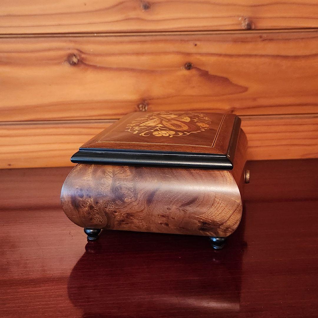 リュージュ　スイス製　エリーゼのために　オルゴール　36弁？