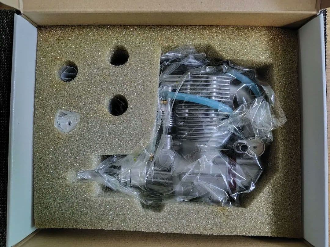 【新品未使用】YS製DZ 160　ラジコン飛行機用エンジン