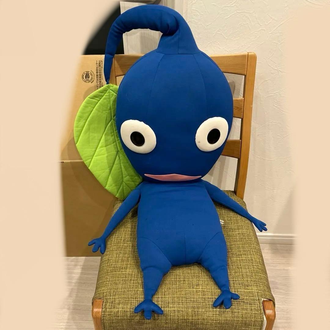 ピクミン　巨大ぬいぐるみ　青ピクミン　2001年