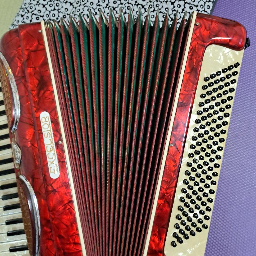ヴィンテージレア品、EXCELSIOR .mod400アコーディオン 赤41鍵盤