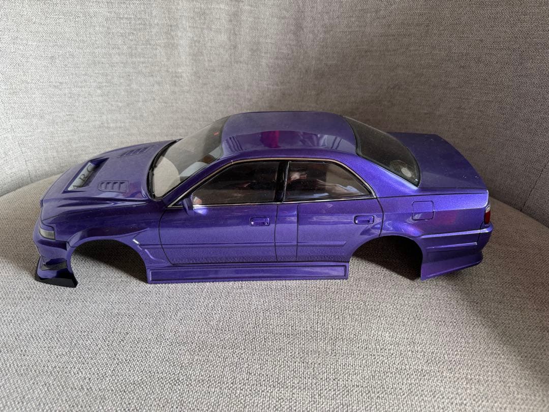 ドリフトラジコン　チェイサー　ウイングライト付き