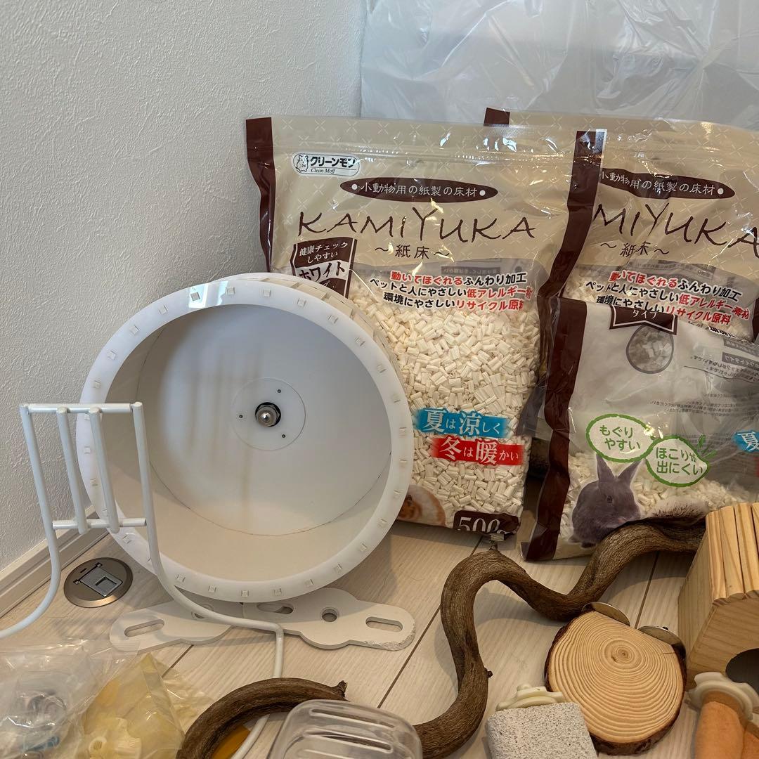 【飼育用品一式】アクリル小動物ケージ　回し車　20点ほど！