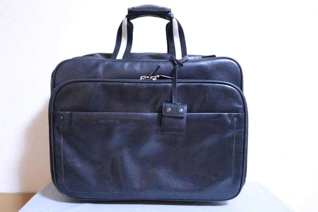BALLY　本革キャリーバッグ