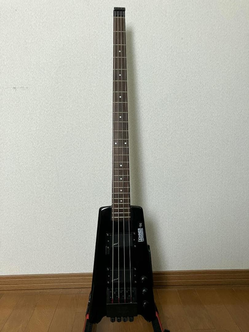 ベース HOHNER B2B