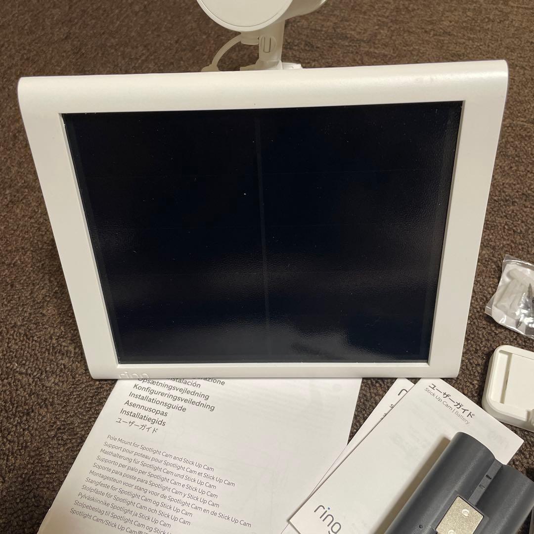 Ring 屋外用センサーライト付セキュリティカメラ+バッテリー+ソーラーパネル