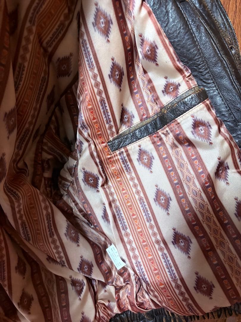 雰囲気抜群‼️羊本革短丈ライダースジャケット　革ジャン　レザージャケット