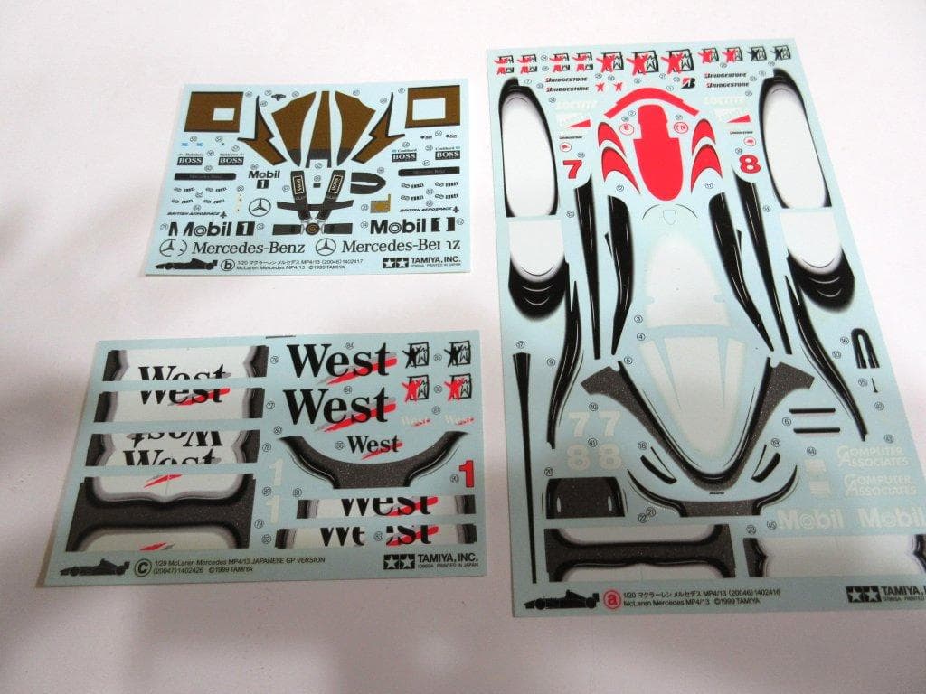 レアパーツ付き！ マクラーレンMP4-12&13 テスト仕様＆日本GP仕様！