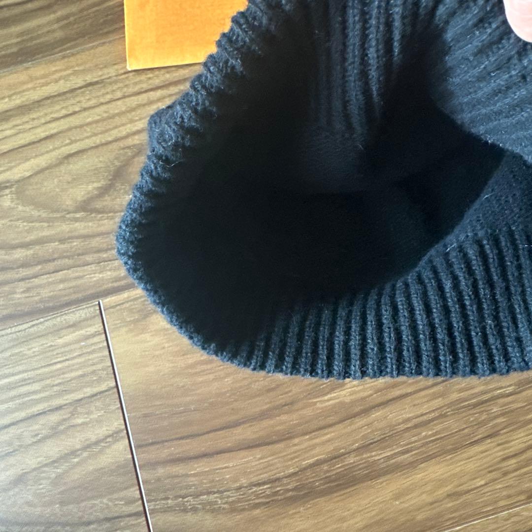 LOUIS VUITTON 黒 ニット帽 リボン付き