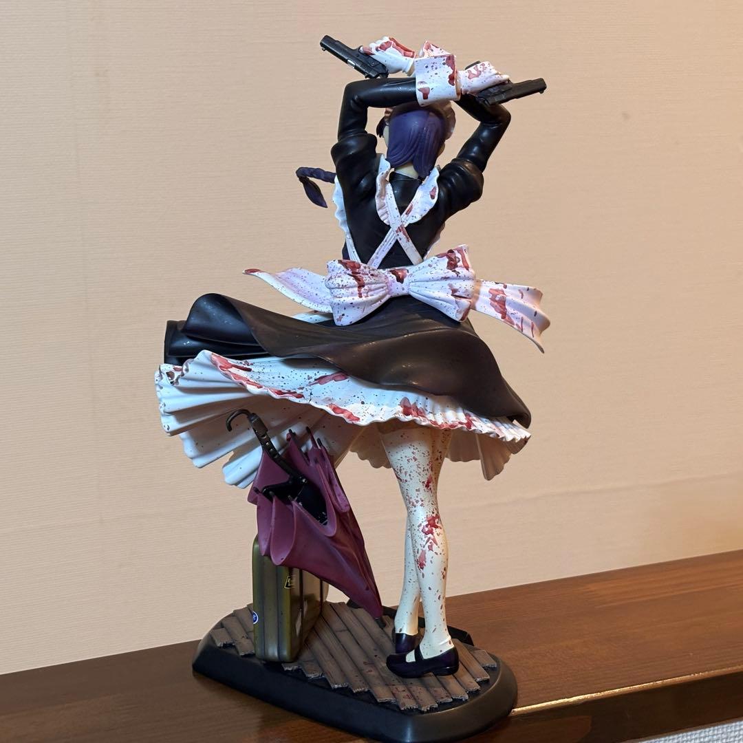 ロベルタ 血まみれリペイント ブラックラグーン ポリストーン製 フィギュア