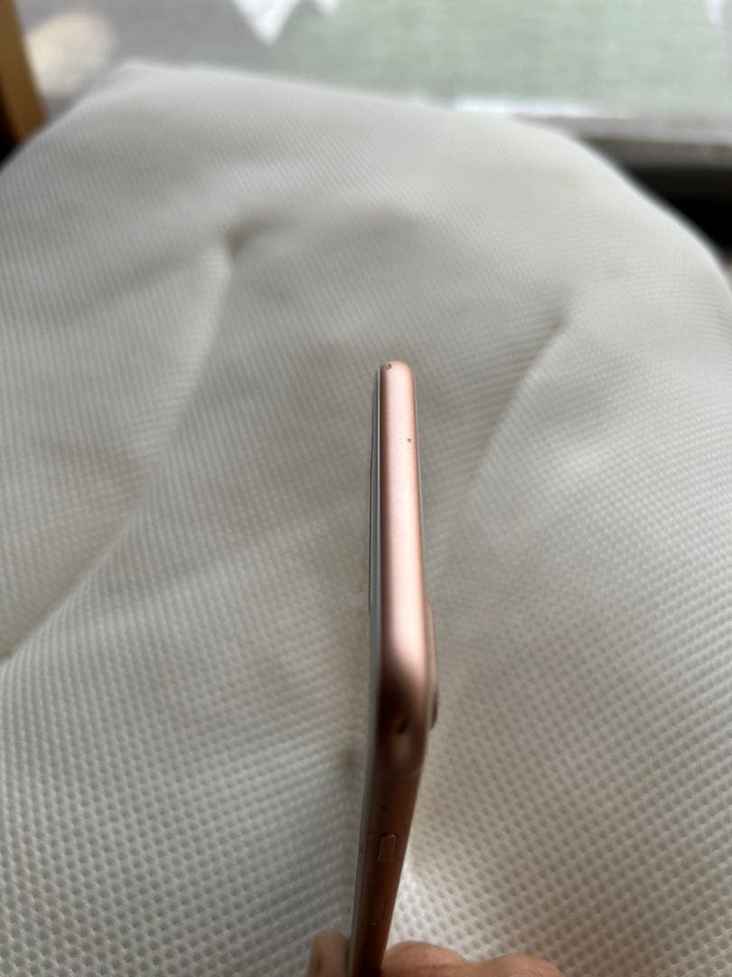 オートバーツ　iPhone 8 Plus 64Gバッテリー84%初期化済