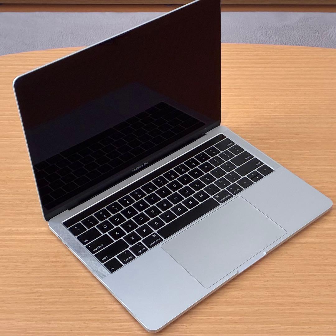 MacBook Pro 2018 【16GB/SSD512GB/USキーボード】