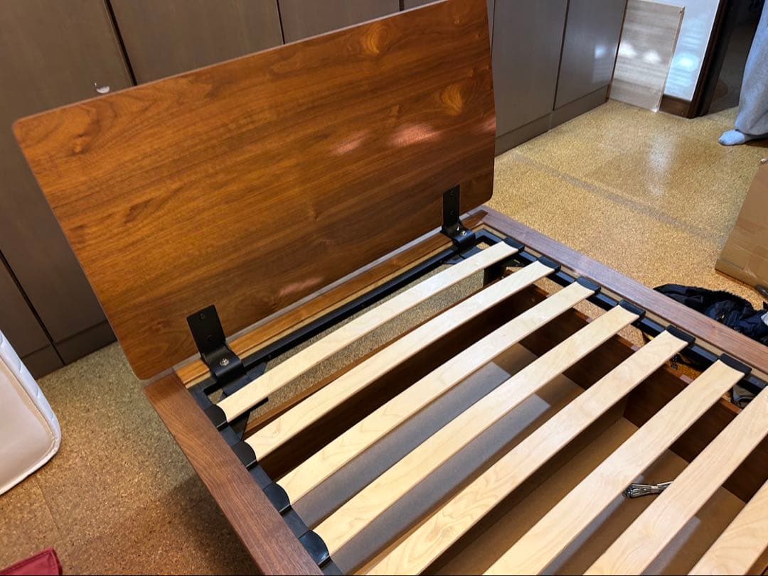 訳あり価格★無印良品　シングルベッドフレーム　ウォールナット材　ベッド下収納付き