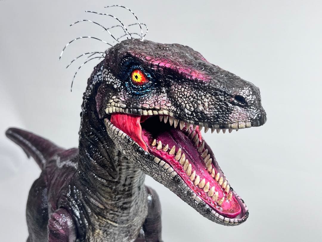 スーパービッグ　ヴェロキラプトル　リペイント改造