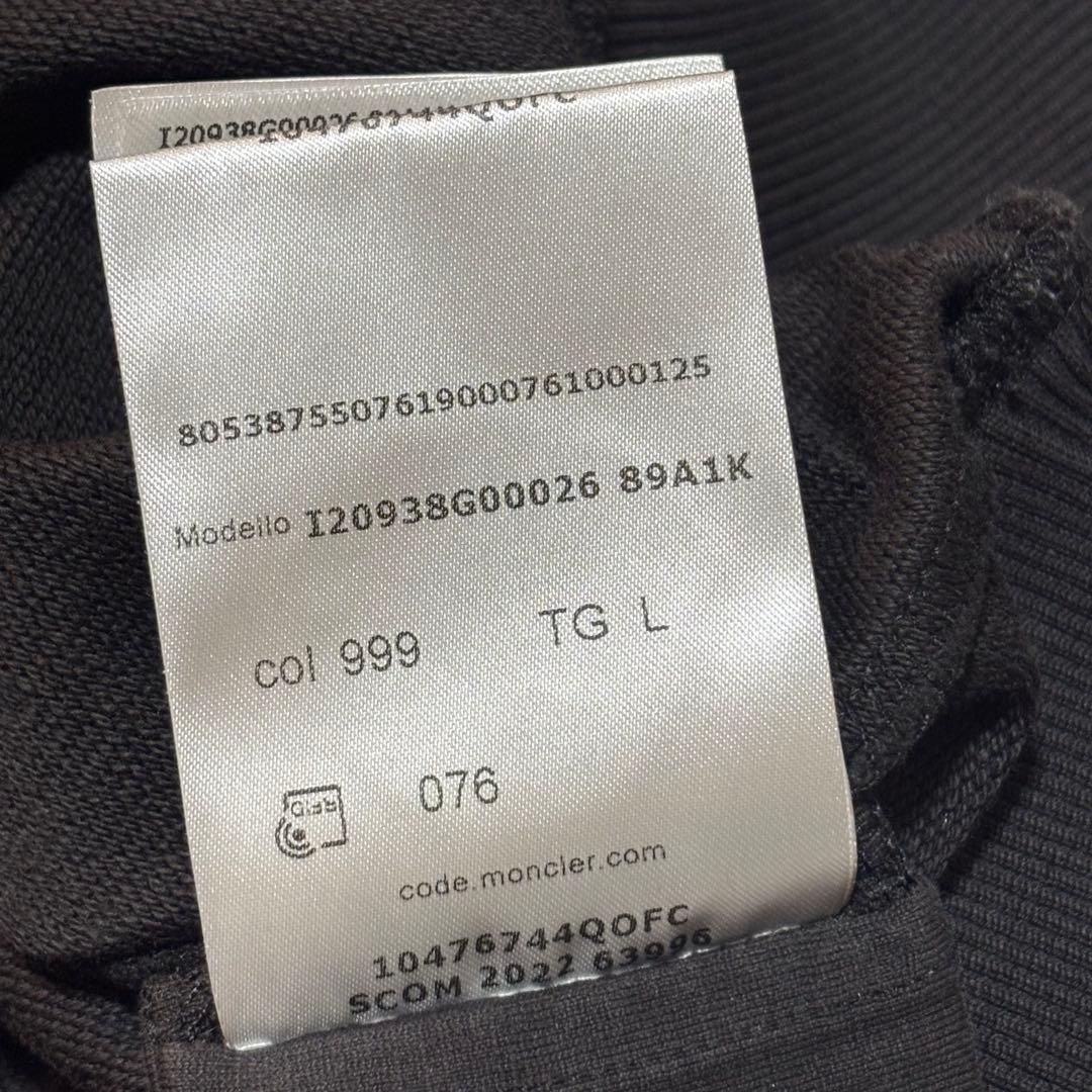 【鑑定済】モンクレール　パーカー　ブラック　Lサイズ