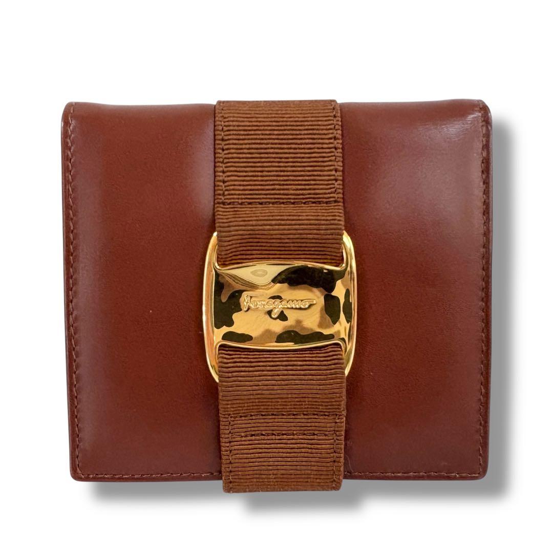 極美品✨Salvatore Ferragamo ヴァラリボン 2つ折り財布 茶
