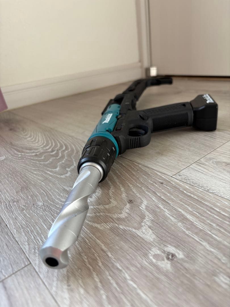 ガスガン　アクションアーミー　ガスブローバックドリルガン　マキタ電動工具風