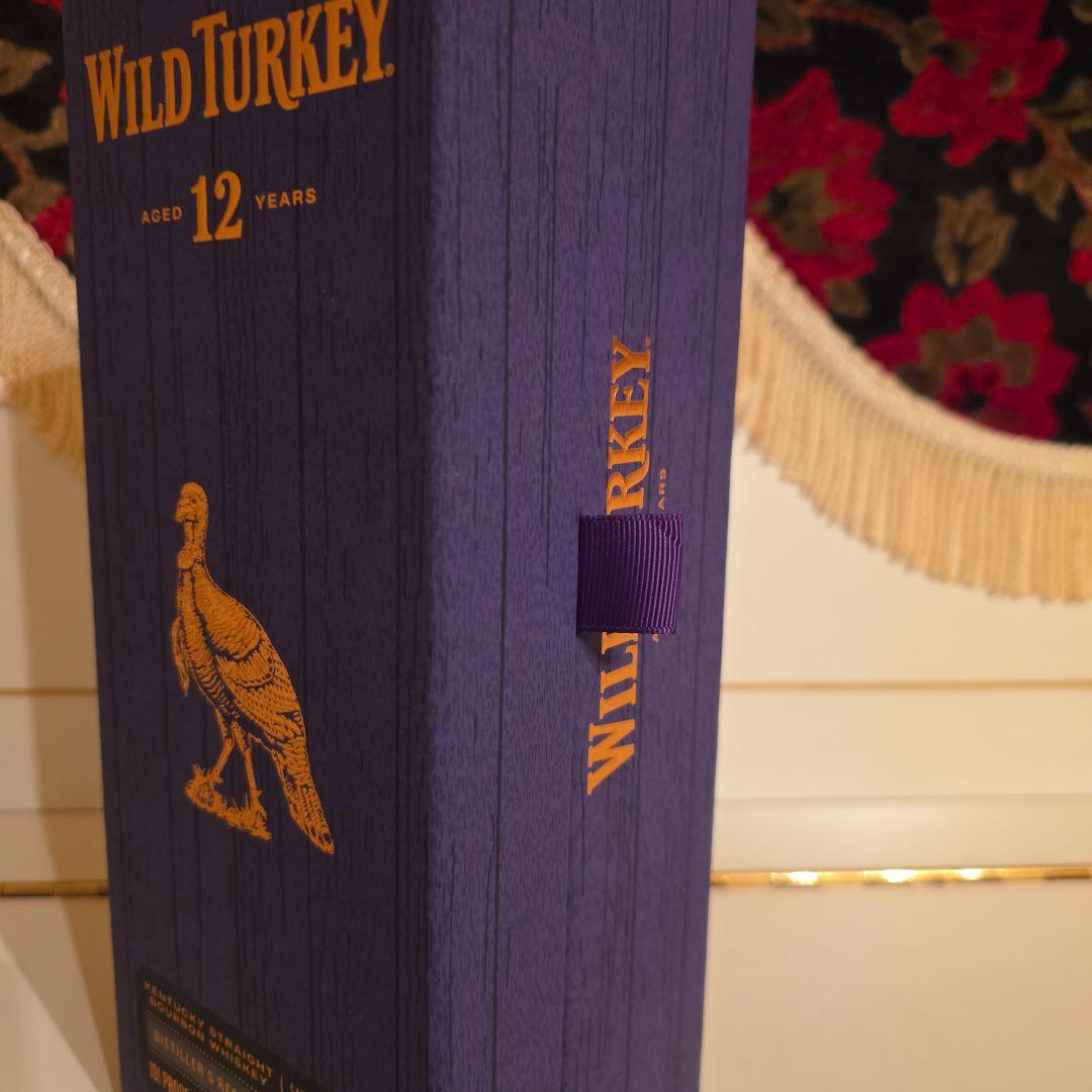 [入手困難] ワイルド ターキー 12年 箱付き 終売品 13500円 !